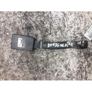 ENGANCHE DE CINTURON DELANTERO DERECHO 6D0857756D 