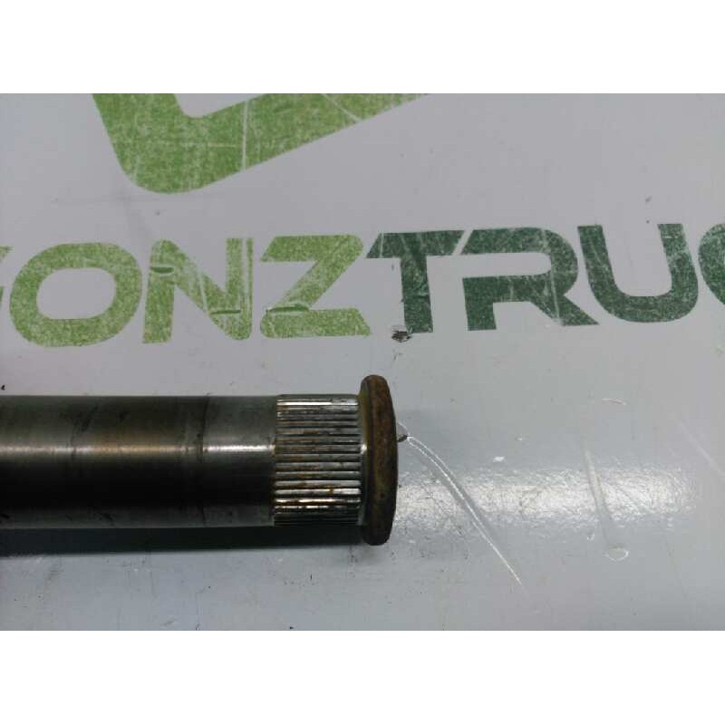 Recambio de buje trasero izquierdo para citroën c3 1.4 hdi exclusive referencia OEM IAM 4