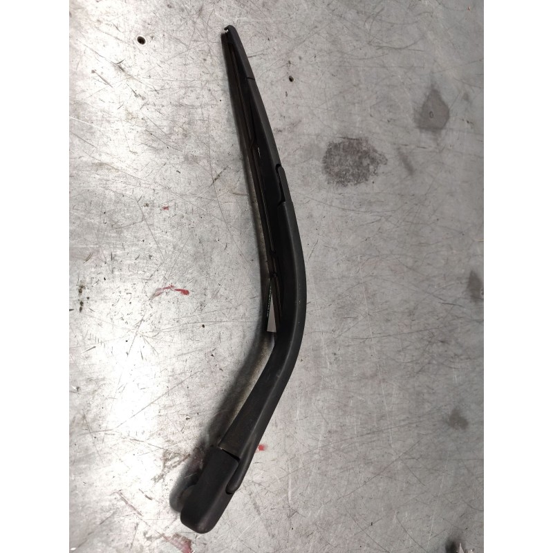 Recambio de brazo limpia trasero para peugeot partner tepee 1.6 bluehdi 100 referencia OEM IAM   
