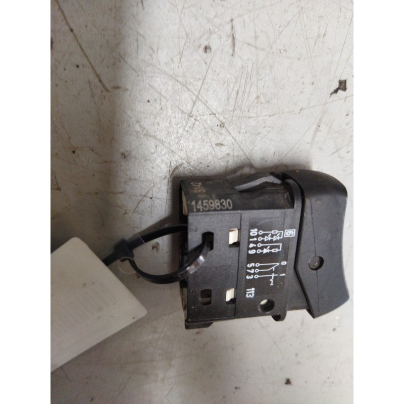 Recambio de interruptor para scania serie p/g/r (c-clase) 12.7 diesel referencia OEM IAM 1459830 - Rojo 2