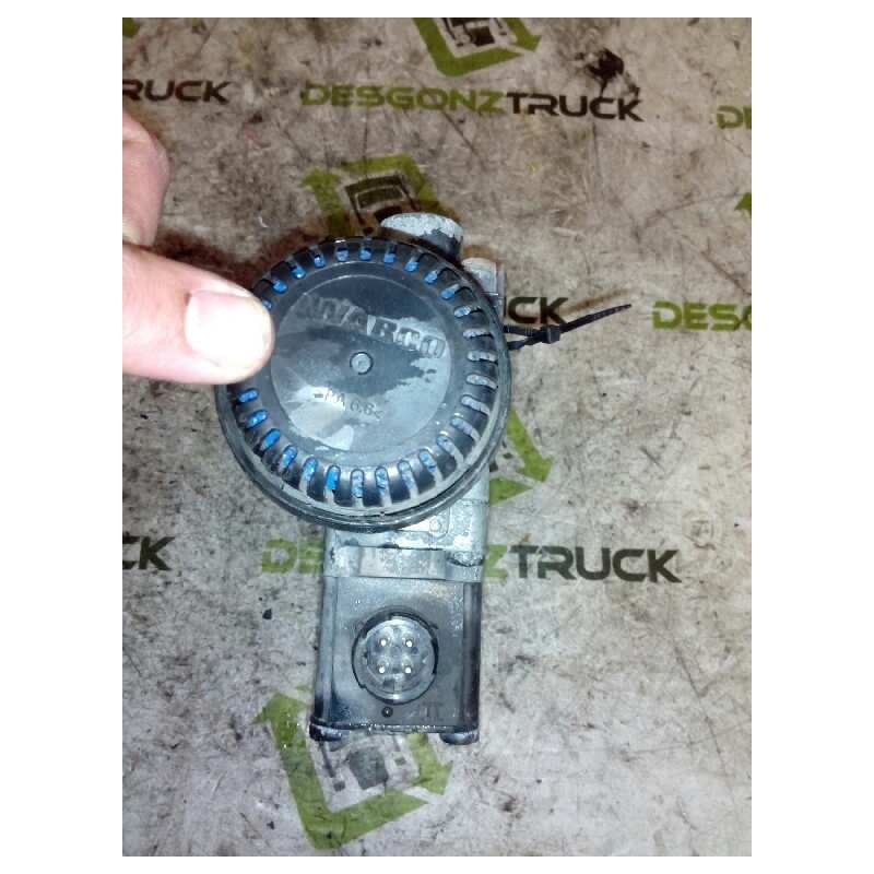 Recambio de valvula aire para man tg - a 18.460 fki / bb (e3/e4) l referencia OEM IAM 4729000550 WABCO VALVULA CONTROL DE EJE EL - Blanco 2