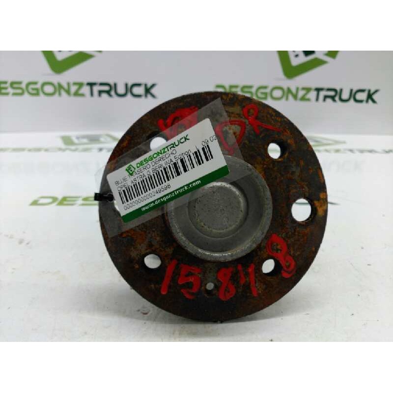 Recambio de buje trasero derecho para opel astra g berlina edition referencia OEM IAM 3