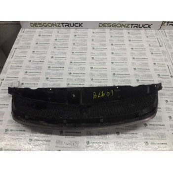 Recambio de rejilla delantera central para chevrolet nubira wagon referencia OEM IAM 96547250  
