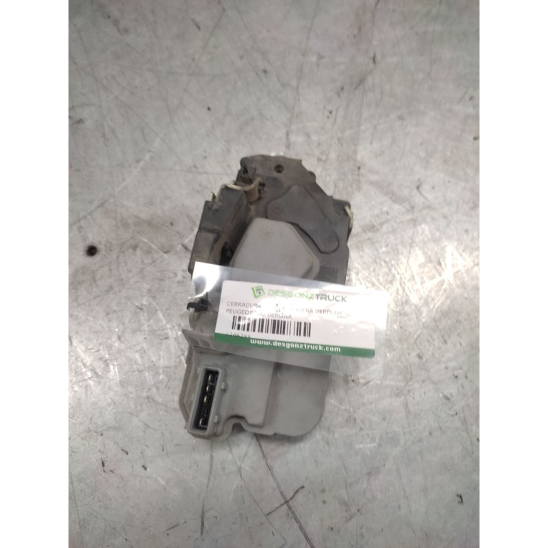 Recambio de cerradura puerta trasera derecha para peugeot 206 berlina xs-line referencia OEM IAM  4 PINS - Blanco 2