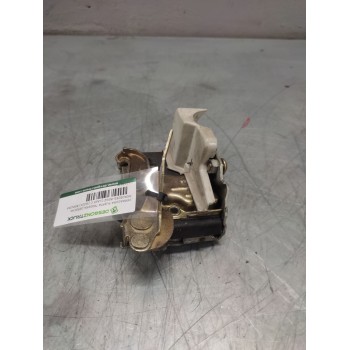 Recambio de cerradura puerta trasera derecha para mercedes-benz clase c (w201) berlina referencia OEM IAM   