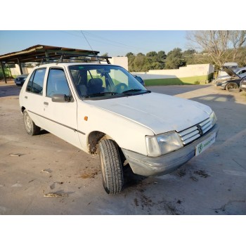 peugeot 205 berlina del año 1997