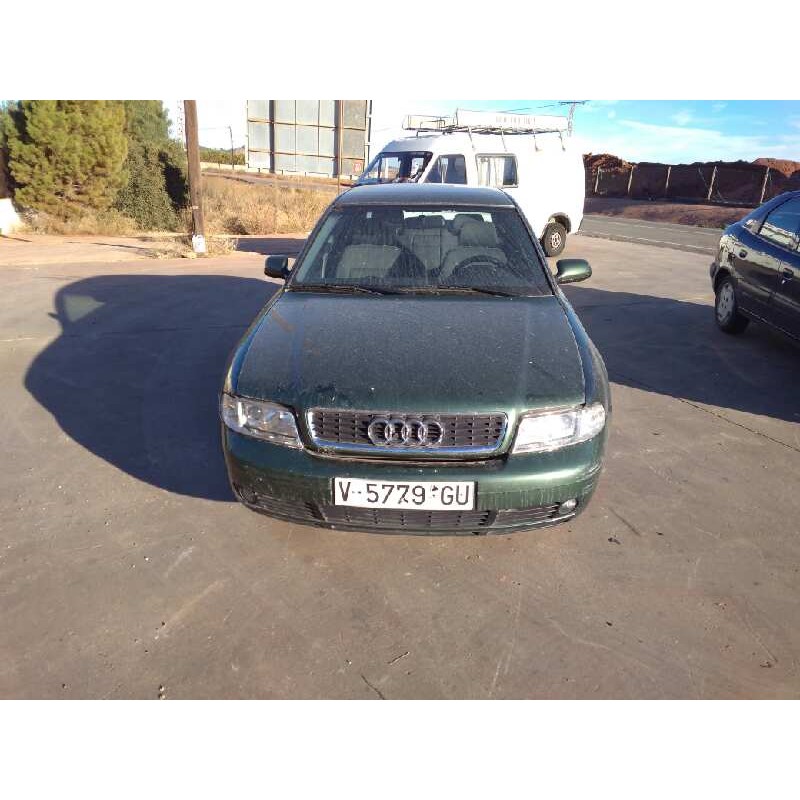AUDI A4 BERLINA (B5)