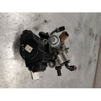 Recambio de bomba inyeccion para mercedes-benz clase c (w204) c 200 cdi (204.007, 204.006) referencia OEM IAM A6510701801  