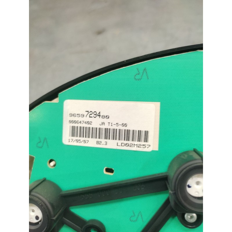 Recambio de cuadro instrumentos para peugeot 206 berlina xs-line referencia OEM IAM 9659729480 - Blanco 2
