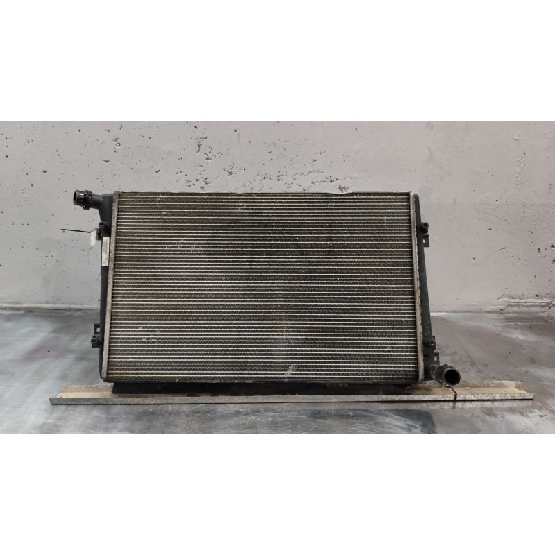 Recambio de radiador agua para d.b.p. 2.500 c4 referencia OEM IAM 1K0121251AK  
