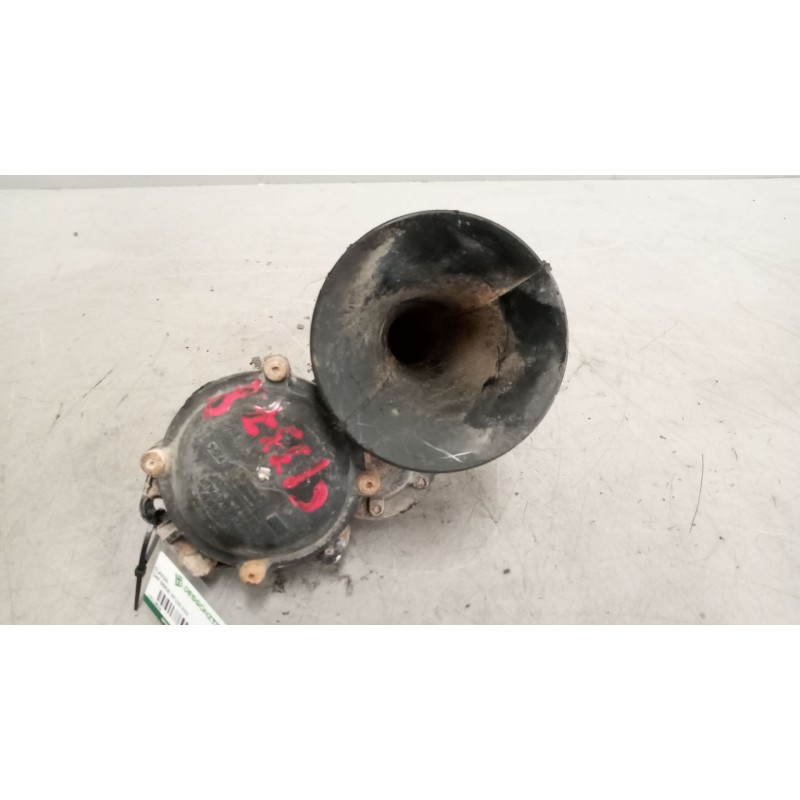 Recambio de claxon para daf serie xf105.xxx 12.9 diesel referencia OEM IAM   