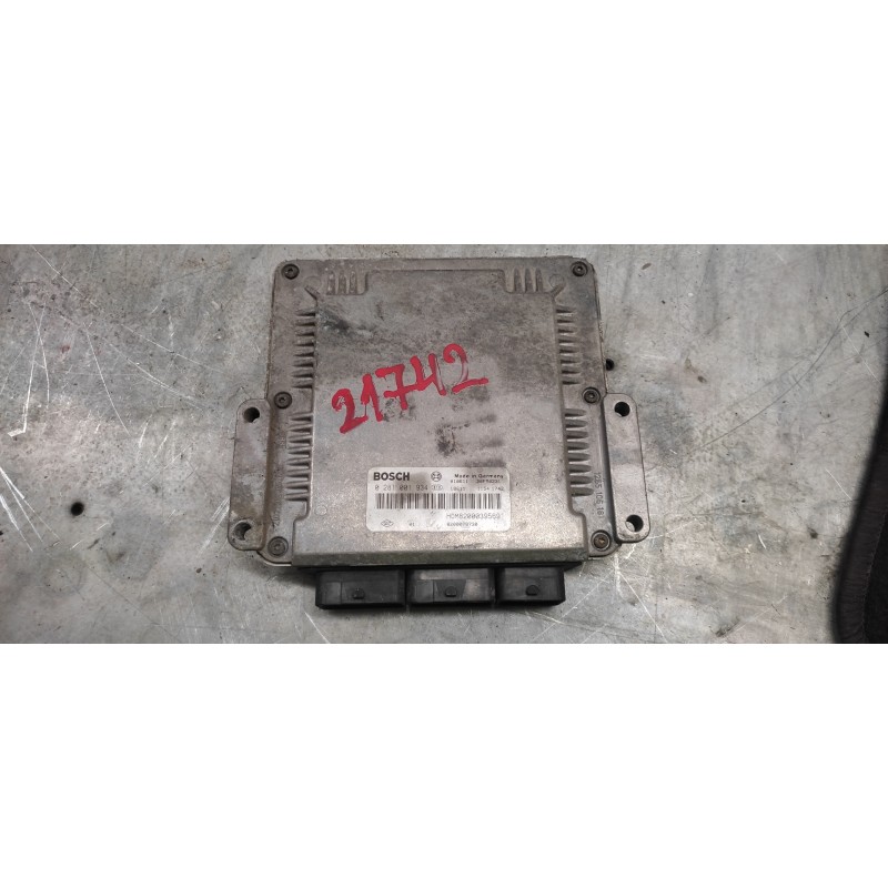 Recambio de centralita motor uce para renault megane i coupe fase 2 (da..) 1.9 dci dynamique referencia OEM IAM 0281001934 82000 - Azul