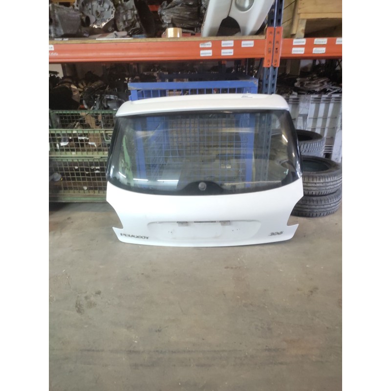 Recambio de porton trasero para peugeot 206 berlina xs-line referencia OEM IAM - Blanco 4