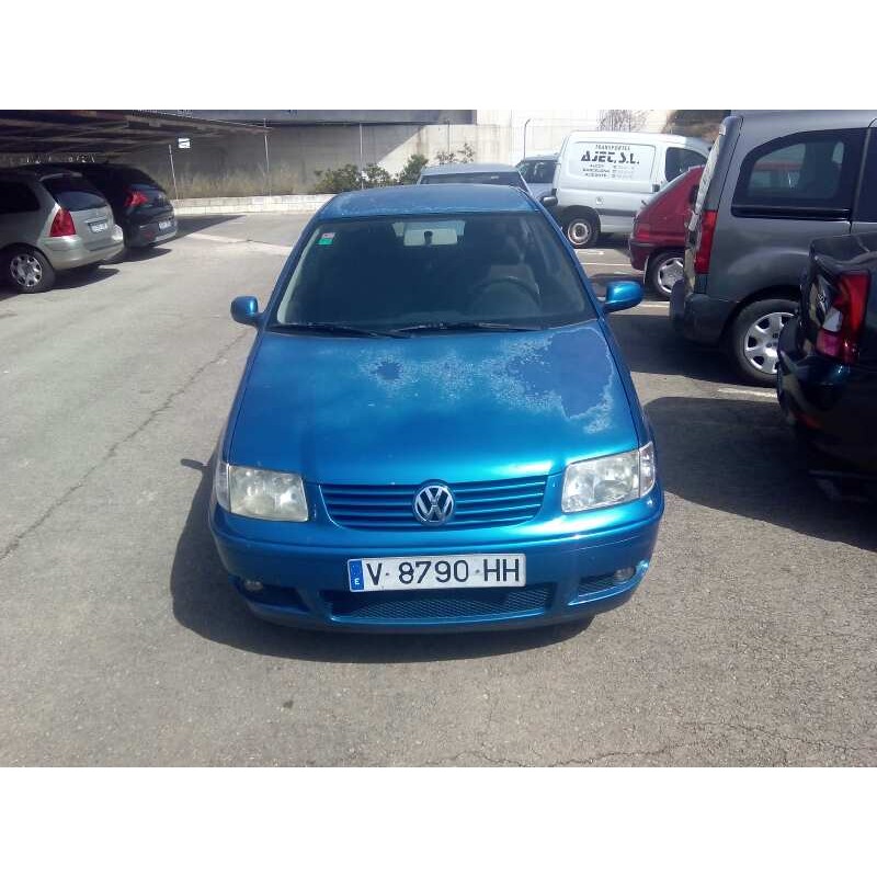 VOLKSWAGEN POLO BERLINA (6N2)