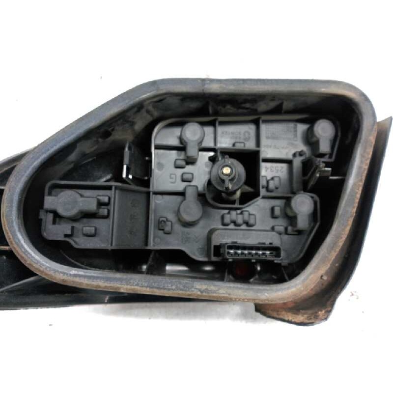 Recambio de piloto trasero izquierdo para citroën xsara berlina 1.9td attraction referencia OEM IAM - Verde 2