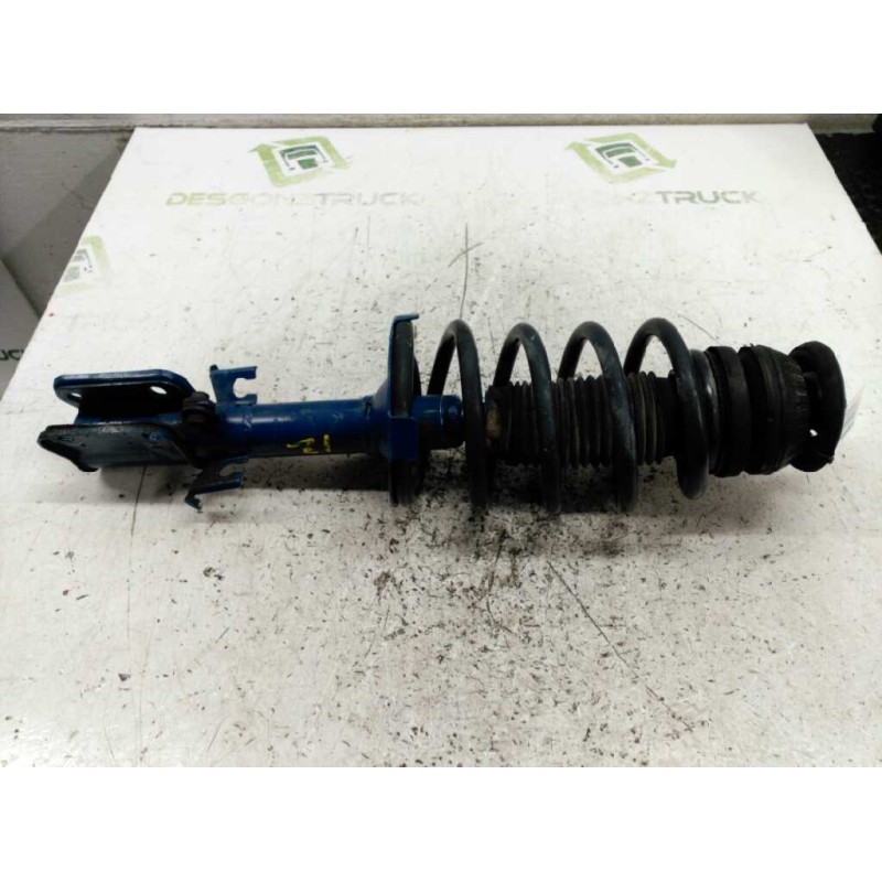 Recambio de amortiguador delantero izquierdo para mercedes-benz vito (w638) combi 110 d euro 2 (638.174) referencia OEM IAM
