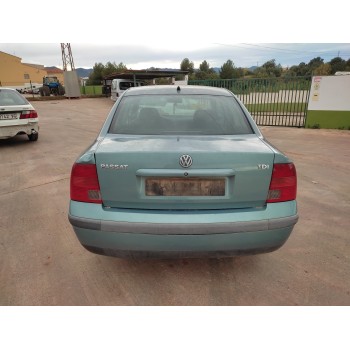 volkswagen passat berlina (3b2) del año 1999