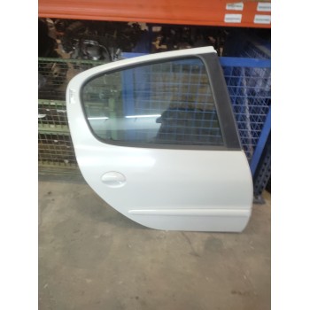 Recambio de puerta trasera derecha para peugeot 206 berlina xs-line referencia OEM IAM   