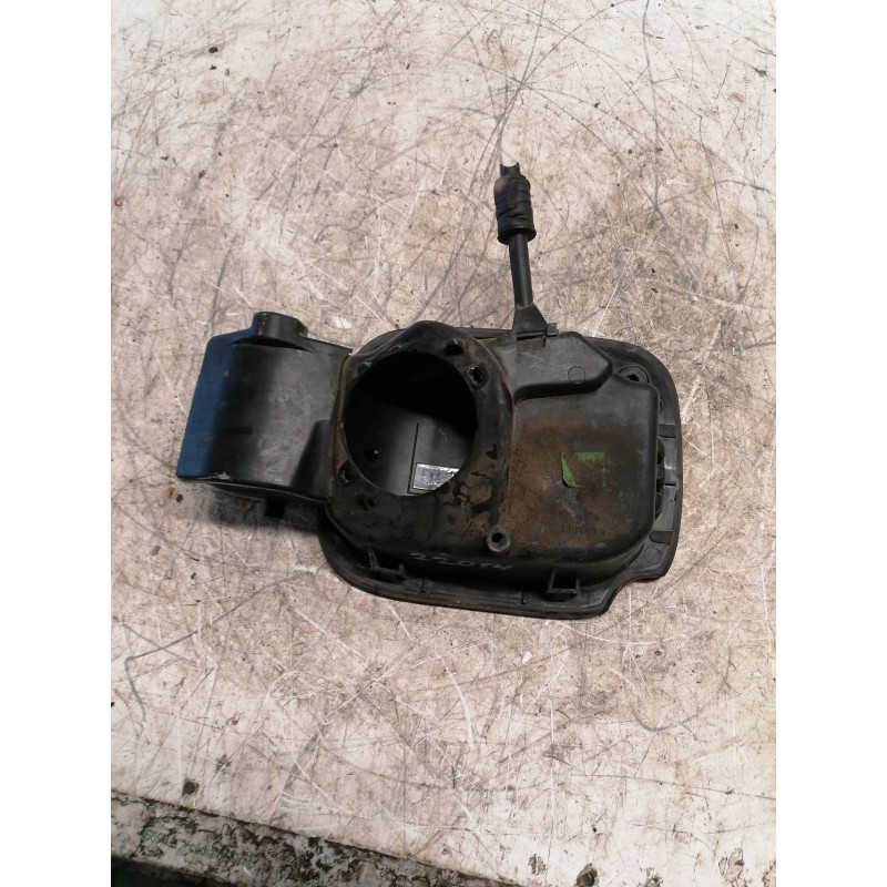 Recambio de tapa exterior combustible para renault clio iii authentique referencia OEM IAM 8200383466 - Rojo 3