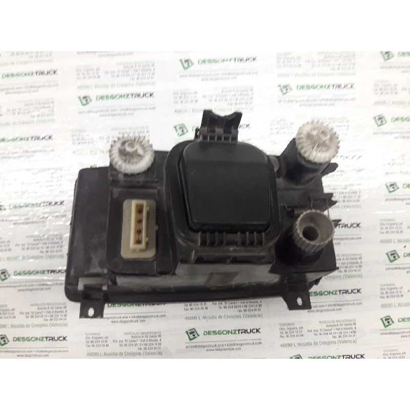 Recambio de faro derecho para seat cordoba berlina (6k2) aniversario referencia OEM IAM 6K1941010Q 67627561 - Rojo 2