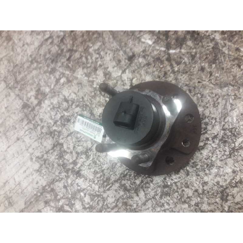 Recambio de buje trasero izquierdo para opel combo (corsa c) familiar referencia OEM IAM  2 PINS - Blanco 3
