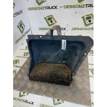 Recambio de peldaño izquierdo para nissan trucks l80.09 l80.14 referencia OEM IAM   