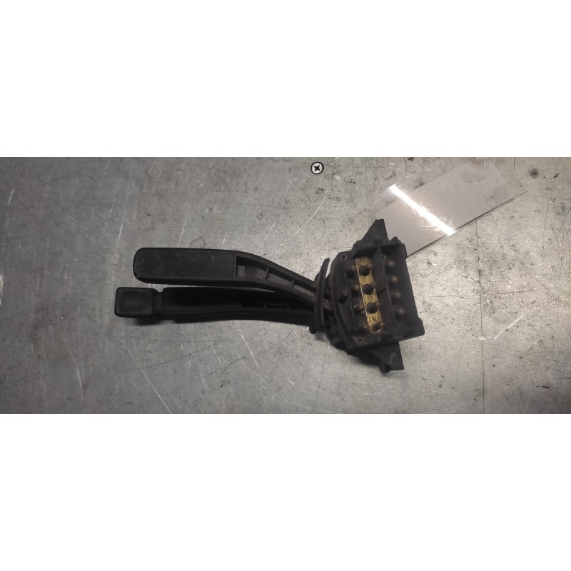 Recambio de mando multifuncion para ford sierra berlina básico referencia OEM IAM 83BG11K665GA 2