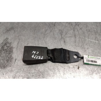 Recambio de enganche cinturon trasero central para citroën c3 1.4 hdi audace referencia OEM IAM 9640832177  