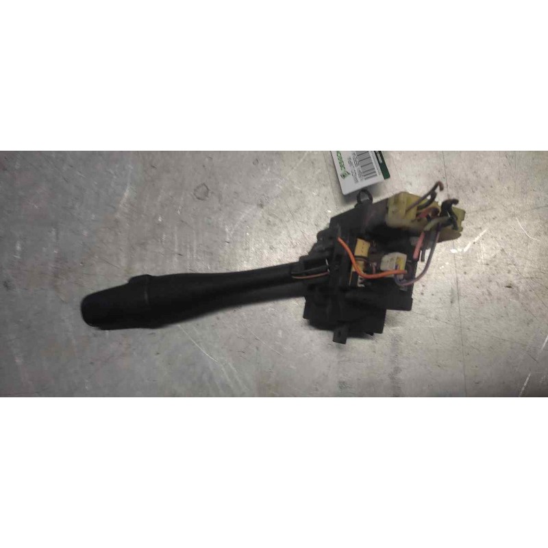 Recambio de mando limpia para nissan serena (c23m) 2.0 slx diesel referencia OEM IAM 36928D25G9 2