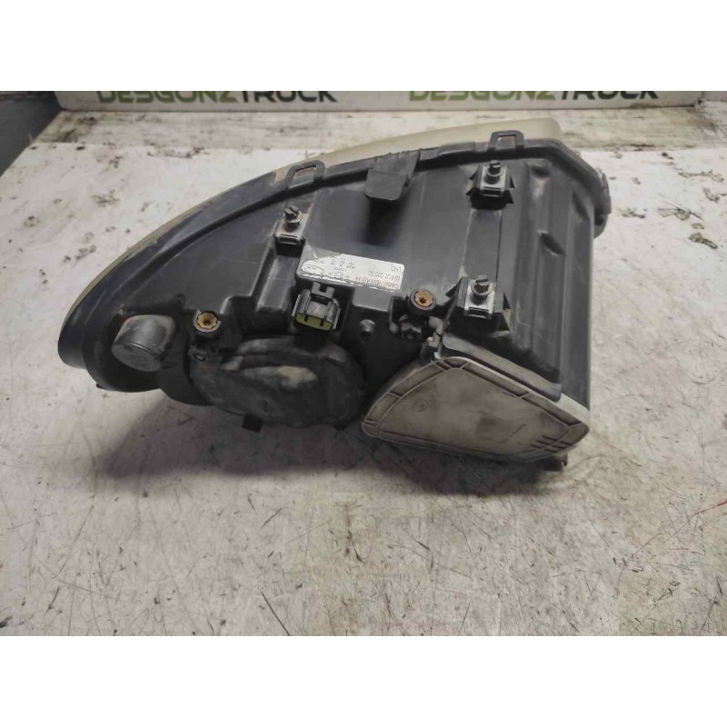 Recambio de faro izquierdo para chrysler voyager (rg) 2.5 crd se grand voyager referencia OEM IAM   7 PINS - Negro 2