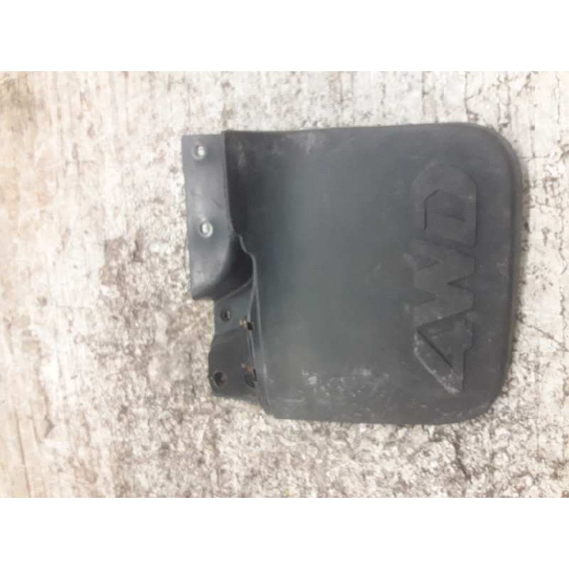 Recambio de faldilla trasera izquierda para mitsubishi l 200 (k6/7) 2500 td american spirit (4-ptas.) referencia OEM IAM   