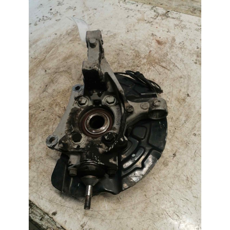 Recambio de mangueta delantera derecha para volvo s60 berlina 2.4 d referencia OEM IAM 3