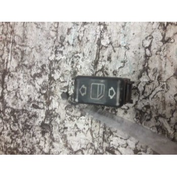 MANDO ELEVALUNAS DELANTERO DERECHO 1408212851KZ 03809750 5 PINS