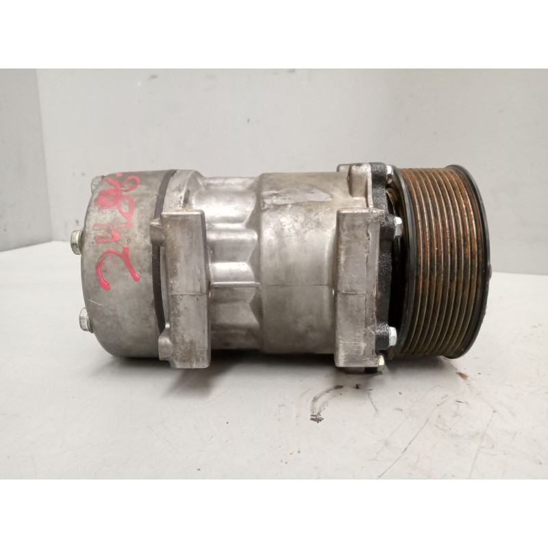 Recambio de compresor aire acondicionado para renault midlum 4.8 diesel referencia OEM IAM SL7H15 - Blanco 3