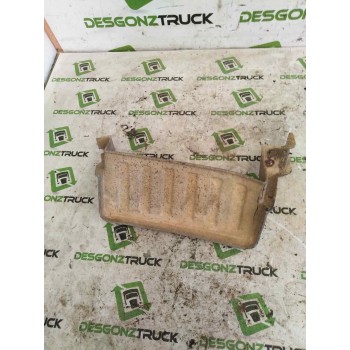 Recambio de peldaño derecho para pegaso trucks mider 260 referencia OEM IAM   