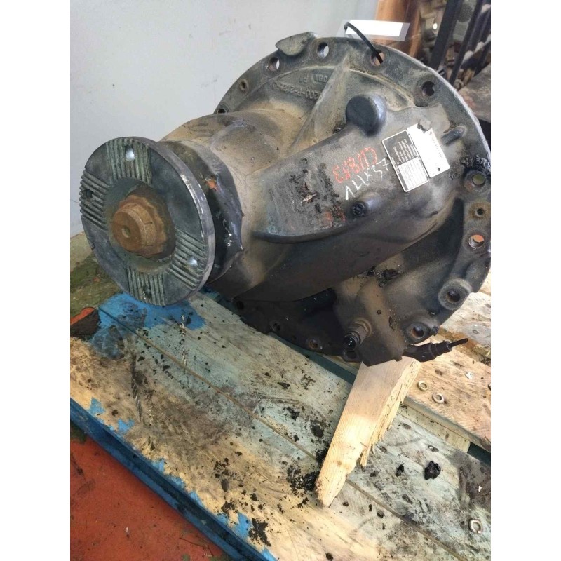 Recambio de grupo para renault serie t fg 4x2 cabina high-sleeper referencia OEM IAM MS17X 20836784 RATIO:14X37/1/264 - Blanco