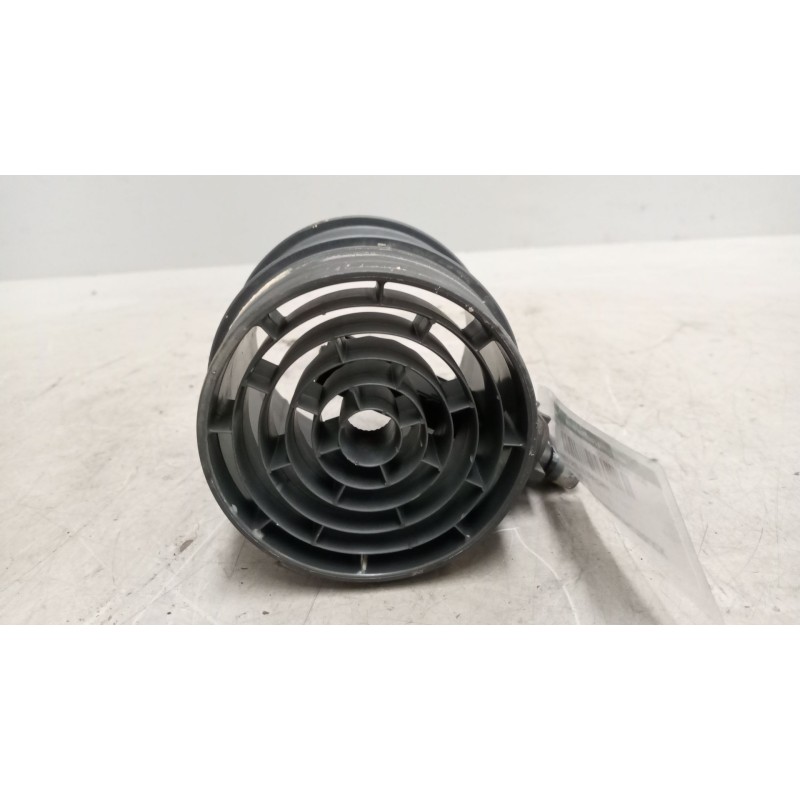 Recambio de caudalimetro para iveco daily vi caja/chasis 35s16, 35c16, 40c16, 50c16, 60c16, 65c16, 70c16 referencia OEM IAM 5802 - Blanco 4