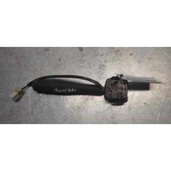 Recambio de mando intermitentes para nissan trade 100 chasis cabina referencia OEM IAM   