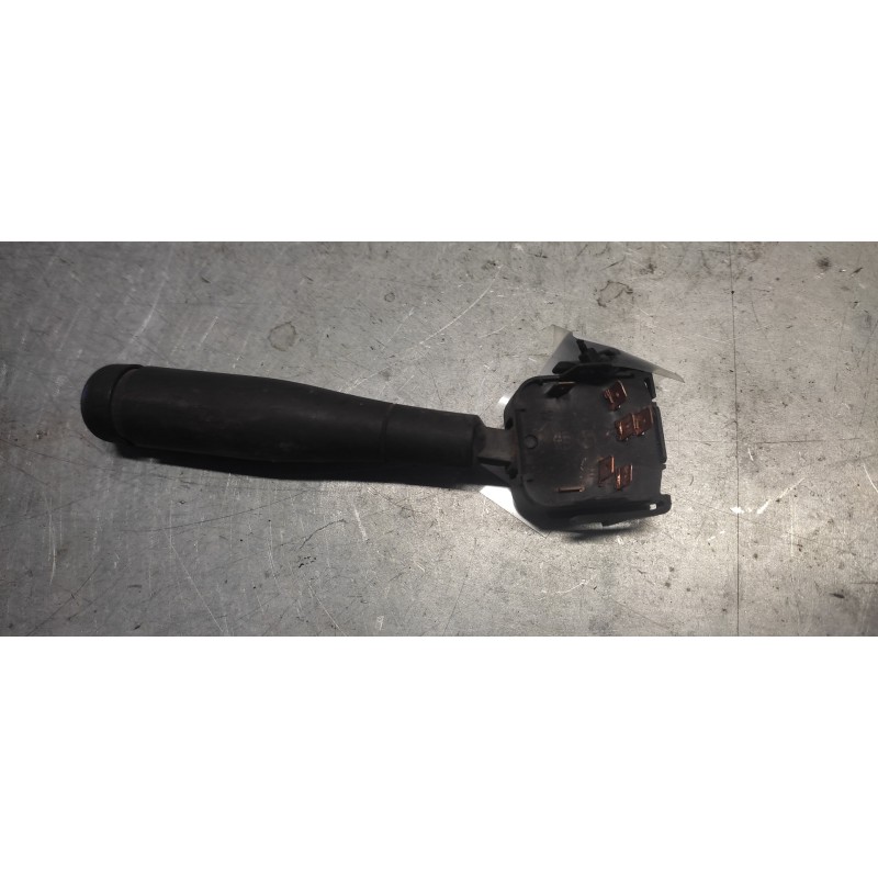 Recambio de mando limpia para nissan trade 100 chasis cabina referencia OEM IAM 2