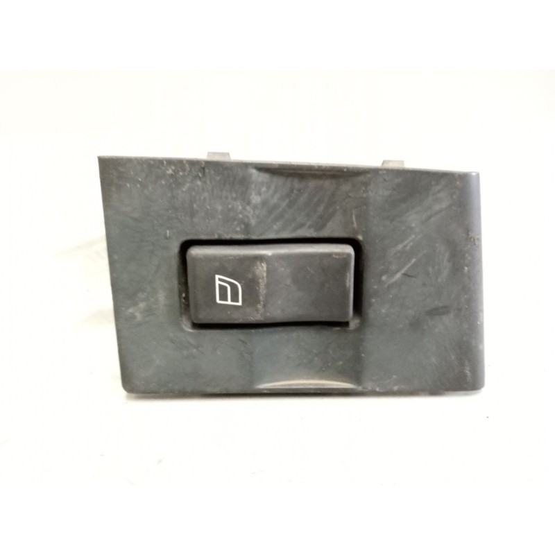 Recambio de mando elevalunas delantero derecho para volvo fl xxx 7.2 diesel referencia OEM IAM 7421043775  
