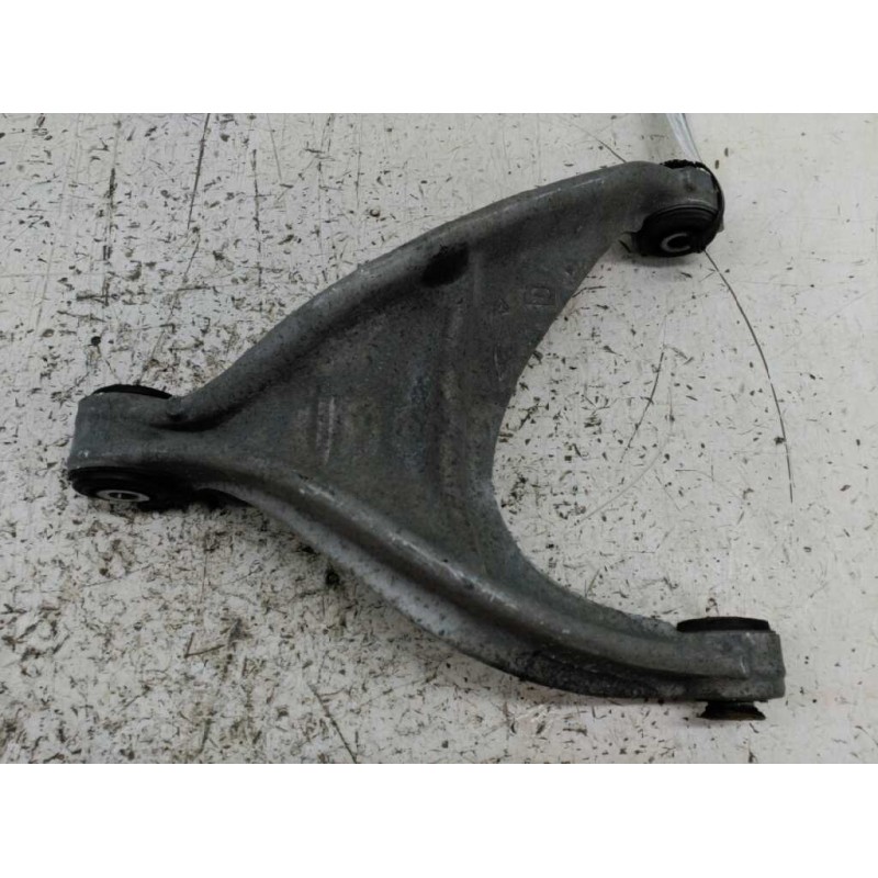 Recambio de brazo suspension superior trasero derecho para peugeot 407 sw sport referencia OEM IAM   