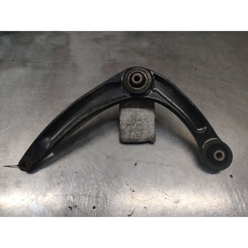 Recambio de brazo suspension inferior delantero derecho para peugeot 308 1.6 16v referencia OEM IAM - Granate 4