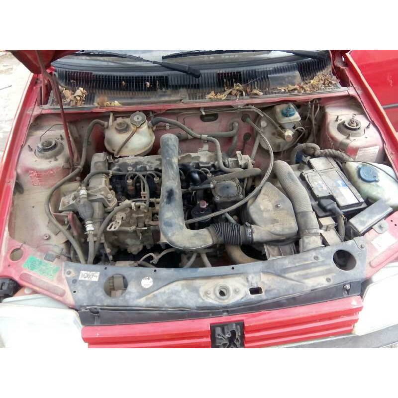 PEUGEOT 205 BERLINA