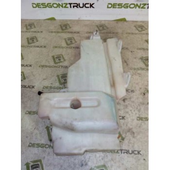 Recambio de deposito limpia para iveco trucks stralis as 190s48 referencia OEM IAM 504011556  