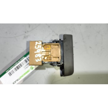 Recambio de boton antiniebla para nissan cabstar e 3.0 diesel referencia OEM IAM   