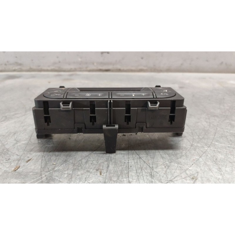 Recambio de mando calefaccion / aire acondicionado para citroën c3 1.4 hdi audace referencia OEM IAM 96588239XT 2