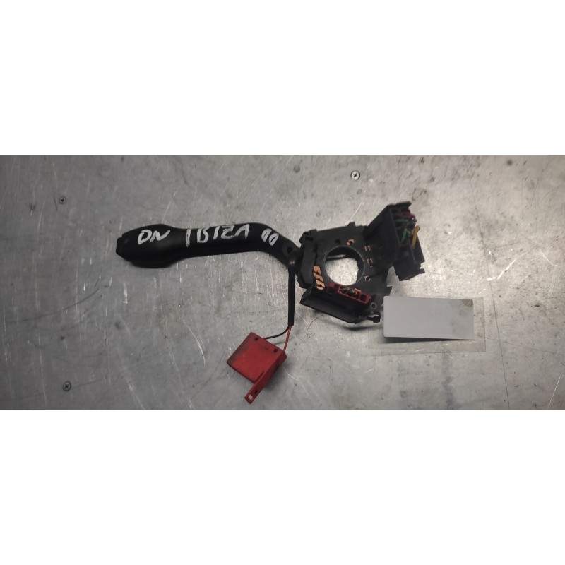 Recambio de mando limpia para seat ibiza (6k1) select referencia OEM IAM 6K6953503 2