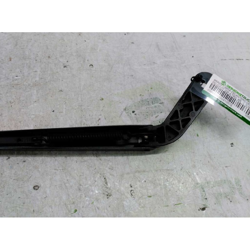 Recambio de brazo limpia delantero derecho para peugeot 206 4-trg. xr referencia OEM IAM 33493BOSCH 6429S0 - Azul 2