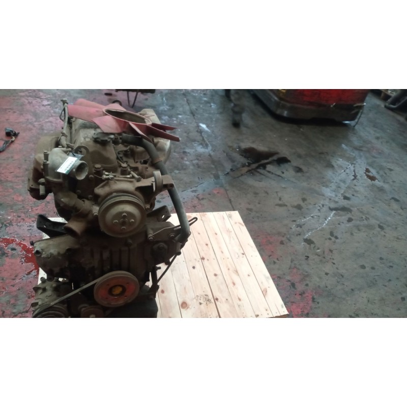 Recambio de despiece motor para nissan trucks l35.09 ... referencia OEM IAM B440 CROSS FLOW 