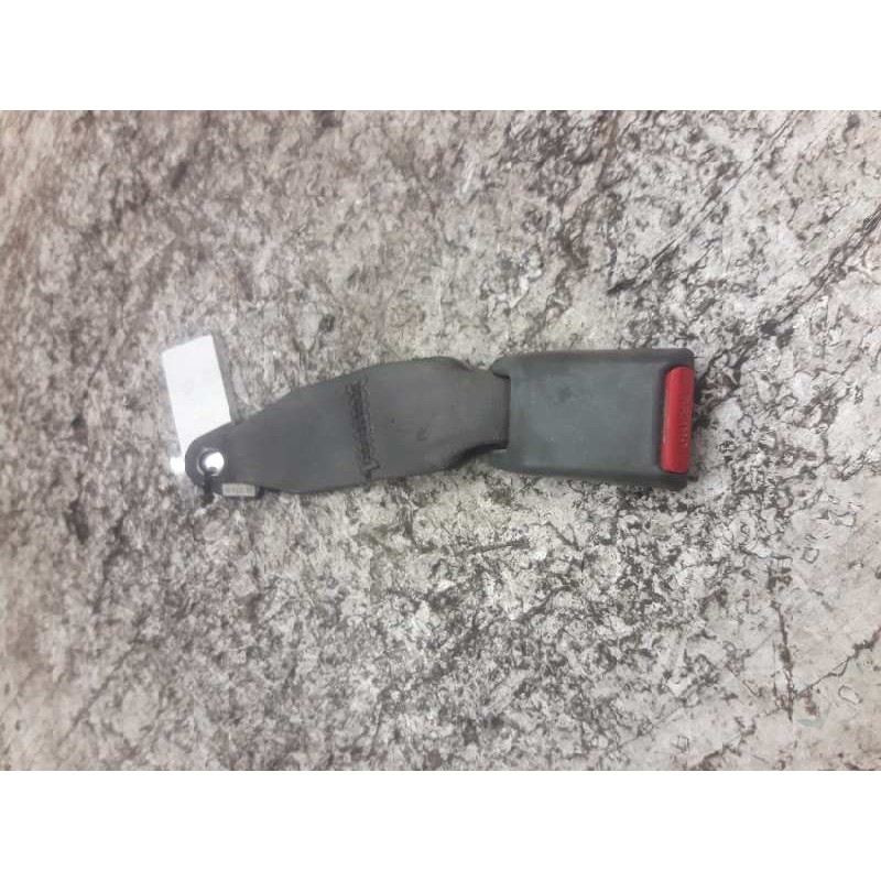 Recambio de enganche de cinturon trasero izquierdo para mitsubishi l 200 (k6/7) 2500 td american spirit (4-ptas.) referencia OEM - Verde 2